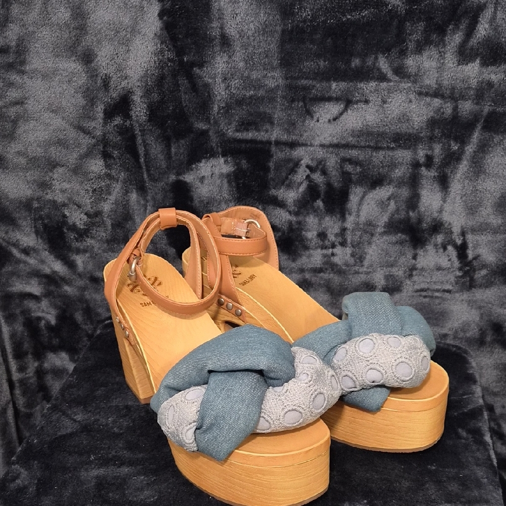 Sam & Libby Teal and Beige Platform Heels